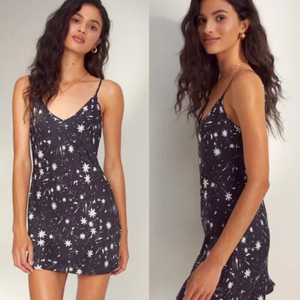 ☀️ ARITZIA Wilfred Only Slip Mini Dress Black Floral Size Large Flower Print